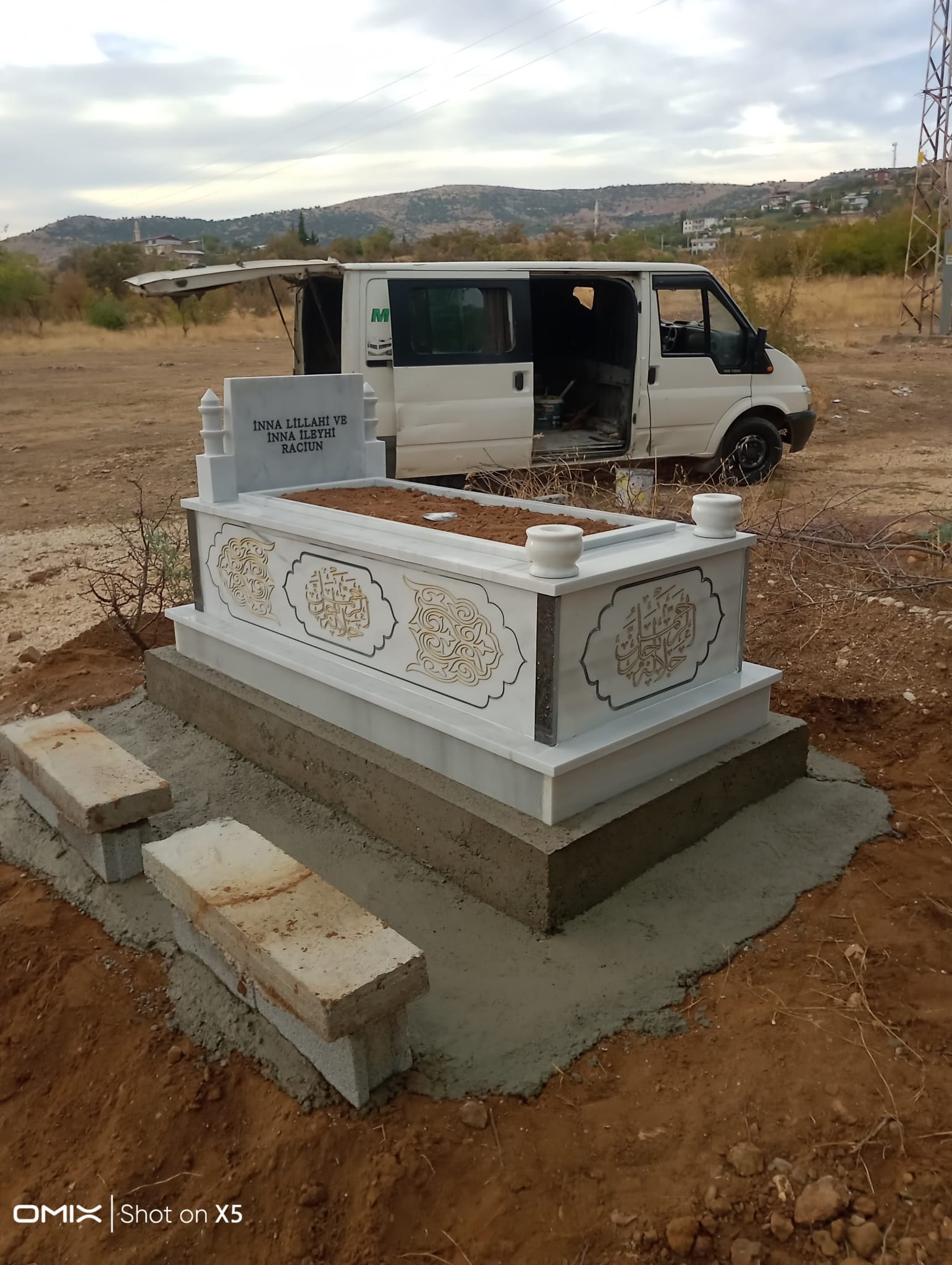 BAĞLAR MEZAR YAPIM HİZMETİ FERAT USTA